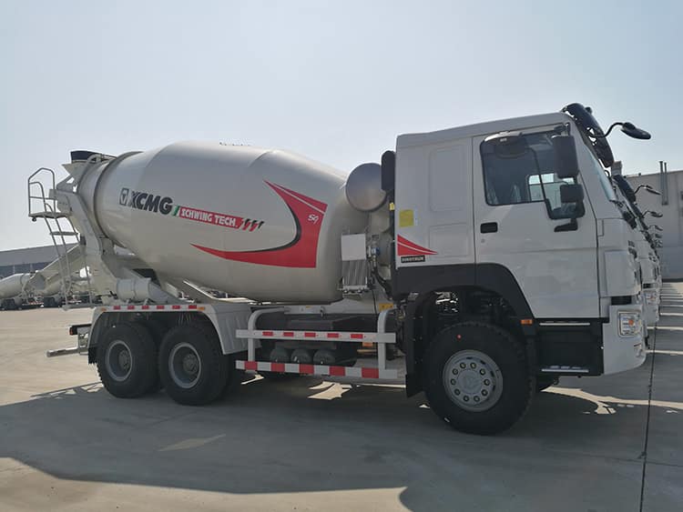 XCMG Official G12K Brand New Cement Mixer Truck Price